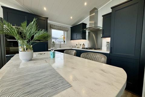 2 bedroom park home for sale, Hoburne Naish Holiday Park