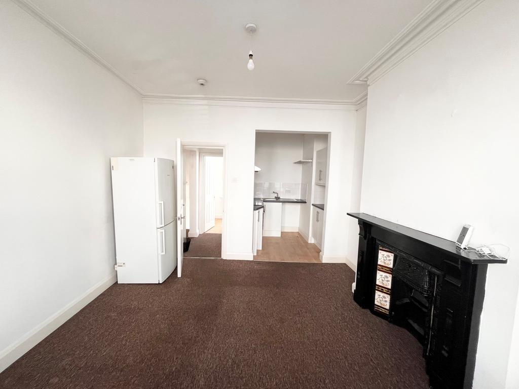 Apartment in Brighton - View 2