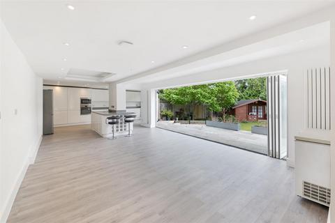 6 bedroom detached house for sale, Southway, Carshalton Beeches