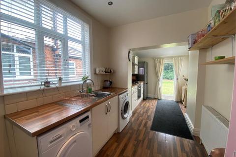 undefined, Chanterlands Avenue, Hull, HU5 4EB
