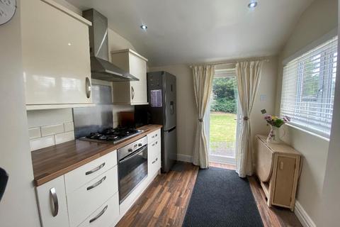 undefined, Chanterlands Avenue, Hull, HU5 4EB