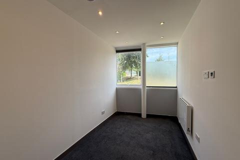 2 bedroom apartment to rent, Lime Tree Way, Chineham, Basingstoke