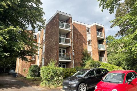2 bedroom flat for sale, Albemarle Road, Beckenham, BR3