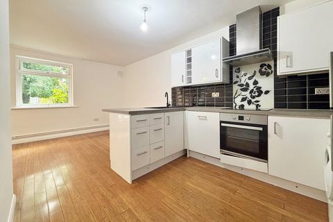 2 bedroom flat for sale, Albemarle Road, Beckenham, BR3