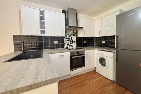 2 bedroom flat for sale, Albemarle Road, Beckenham, BR3