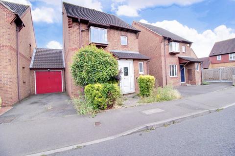 4 Ewan Road, Harold Wood, Romford, RM3 0WW