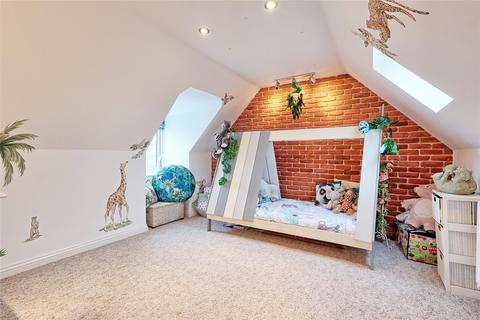 5 bedroom detached house for sale, Gandalfs Ride, South Woodham Ferrers, Chelmsford, Essex, CM3