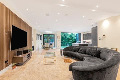 4 bedroom semi-detached house for sale, Sutton Lane South, Chiswick, London, W4