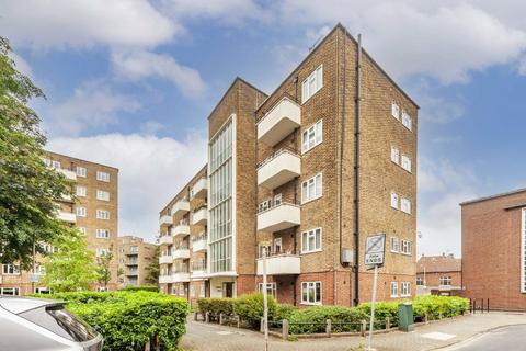 2 bedroom flat to rent, Rinaldo Road, London SW12