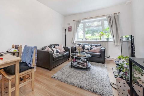 2 bedroom flat to rent, Rinaldo Road, London SW12
