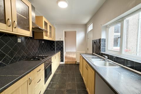 undefined, Rayleigh Grove, Gateshead, NE8