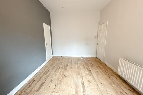 undefined, Rayleigh Grove, Gateshead, NE8