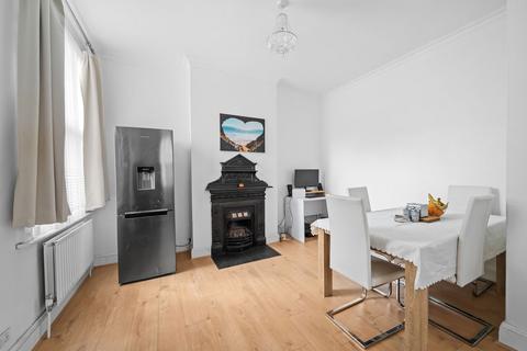 undefined, Chestnut Rise, London SE18