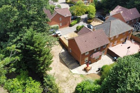 4 bedroom detached house for sale, Danehurst Close, Egham, Surrey, TW20