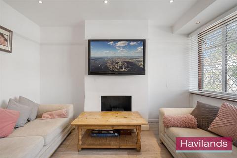 4 bedroom semi-detached house for sale, Woodgrange Avenue, Enfield