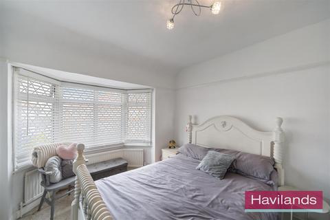 47 Woodgrange Avenue, Enfield, EN1 1EN