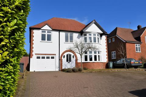 Gospel End Road, Sedgley, DY3 3YS