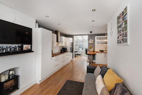 19 Sunland Avenue, Bexleyheath, DA6 8LP