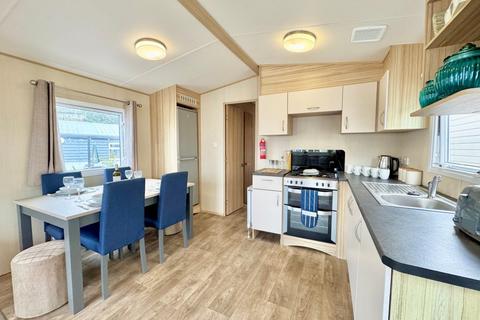 3 bedroom park home for sale, Oaklands Holiday Park