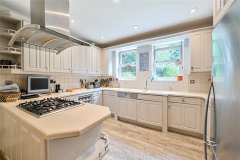7 bedroom detached house for sale, Heatherset Close, Esher, KT10
