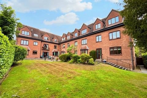 1 bedroom flat for sale, Chelmsford Road, Brentwood CM15