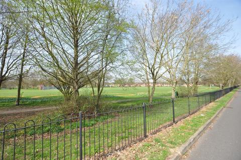 5 bedroom semi-detached house for sale, Clough Drive, Burton On Trent DE14