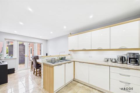 5 bedroom semi-detached house for sale, Clough Drive, Burton On Trent DE14