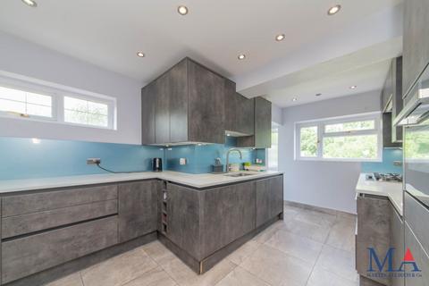 undefined, Hillside Avenue, Borehamwood
