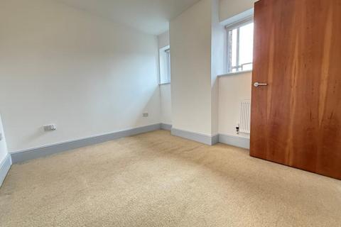 undefined, Artizan Road, Northampton NN1