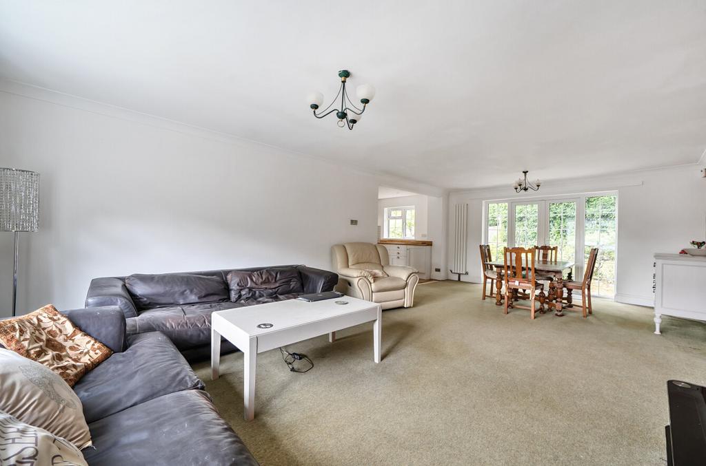 1328230-6-687fc05...