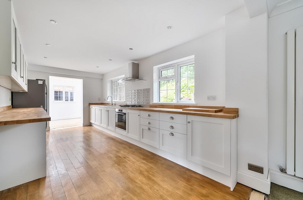 1328230-10-687fc0...