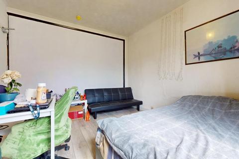 undefined, Iveagh Avenue, Ealing, NW10