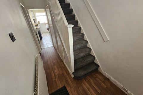 3 bedroom semi-detached house for sale, Hollydale Road, Birmingham