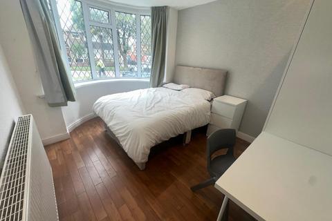 3 bedroom semi-detached house for sale, Hollydale Road, Birmingham