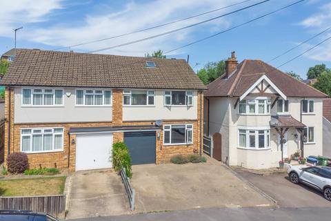 4 bedroom semi-detached house for sale, West Valley Road, Apsley