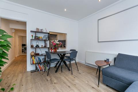 1 bedroom apartment for sale, Earls Court Road, London, W8