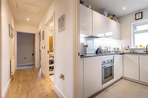 91 Buckingham Road, Epping, CM16 5AF