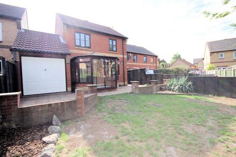 14 Lorimer Close, Luton, LU2 7RL