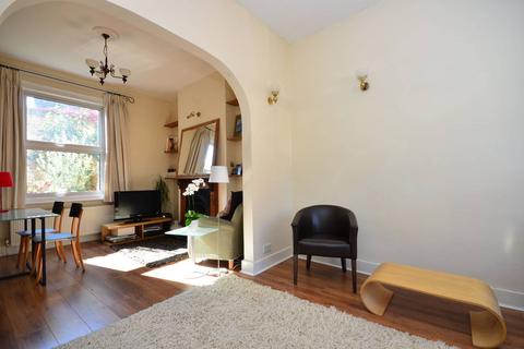2a Hearne Road, London, W4 3NJ
