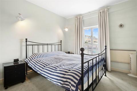 2 bedroom apartment for sale, Rosebery Avenue, EC1R