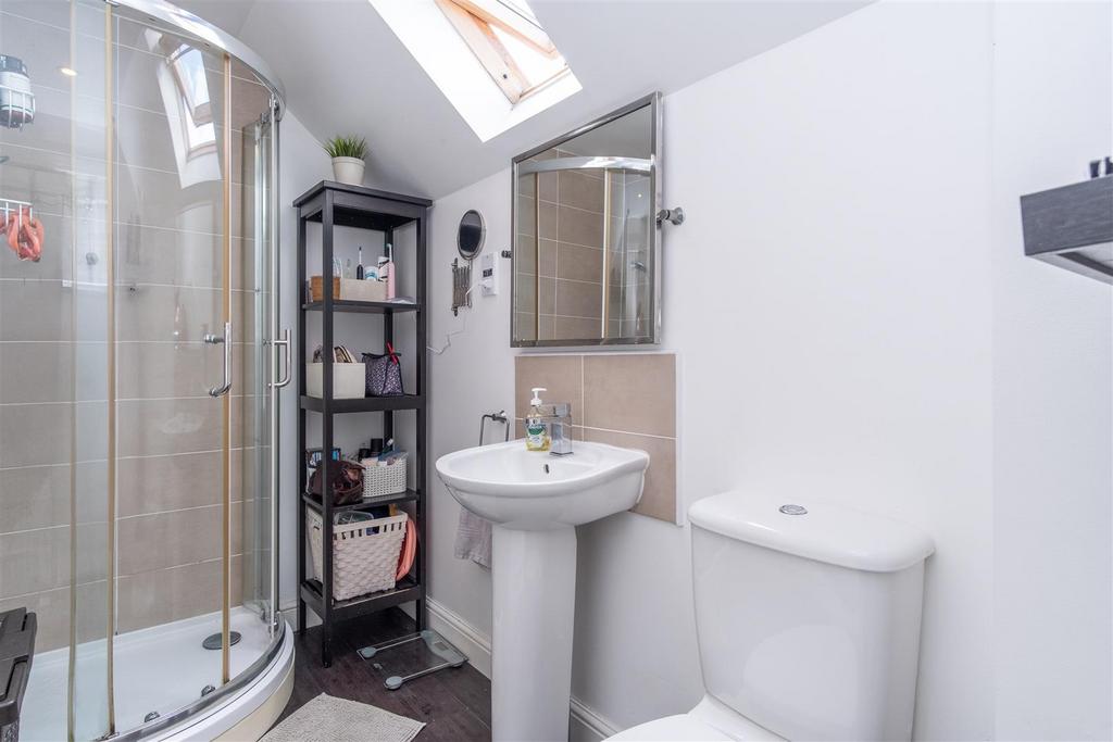 Master Ensuite