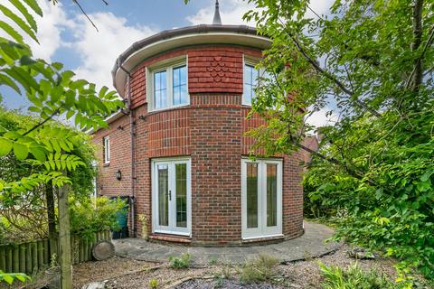 3 bedroom end of terrace house for sale, Orchard Dean, Alresford, SO24