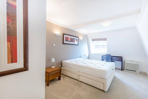 2 bedroom flat for sale, Clarges Street, Mayfair, London, W1J