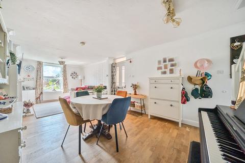 3 bedroom semi-detached house for sale, Weyside Road, Guildford, GU1
