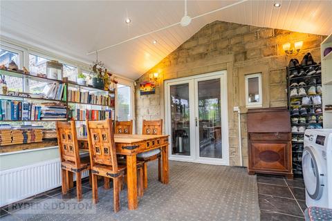 33 Dirker Drive, Marsden, Huddersfield, HD7 6AP
