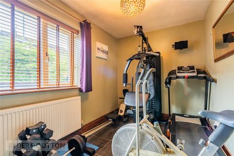 33 Dirker Drive, Marsden, Huddersfield, HD7 6AP