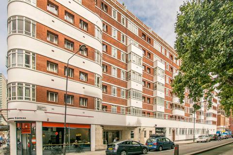 Studio to rent, Paramount Court, Bloomsbury, London, WC1E