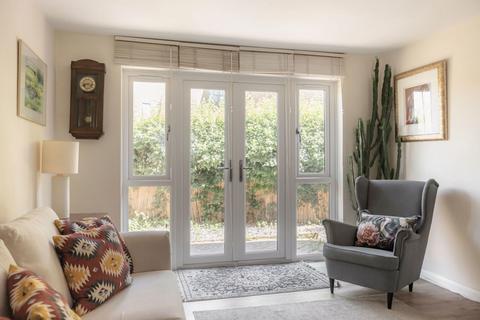 4 Broadwater, Berkhamsted, HP4 2AH