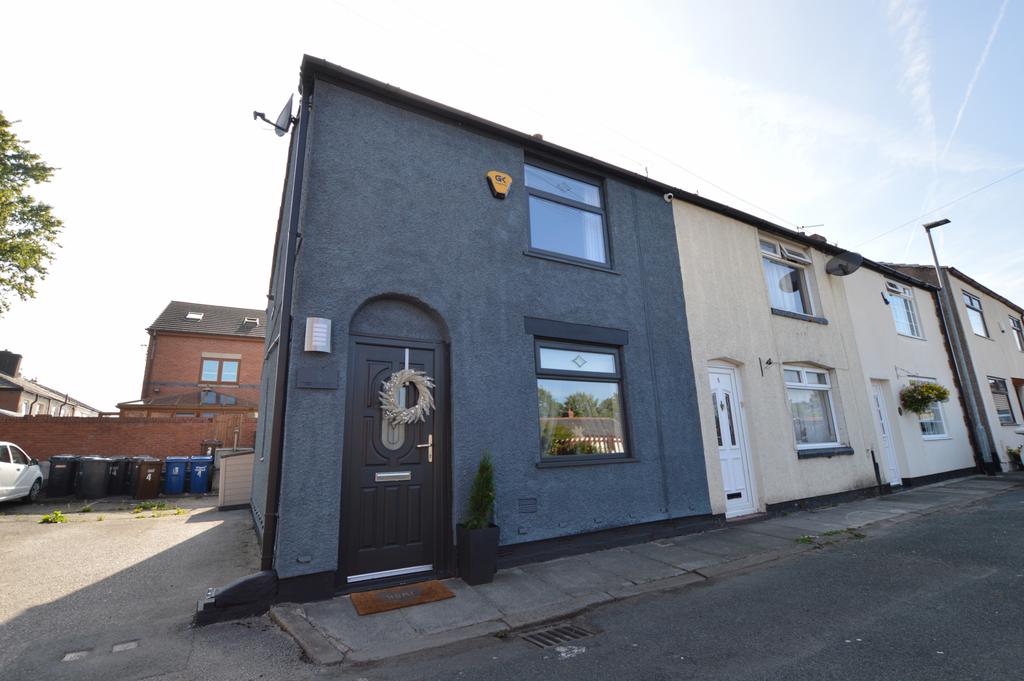 2 Bedroom End Terrace House For Sale