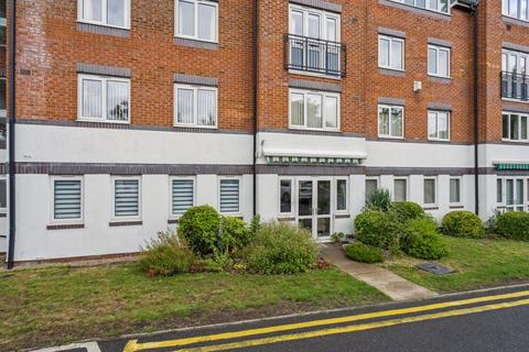 2 bedroom retirement property for sale, Bedford Road, Hitchin, SG5